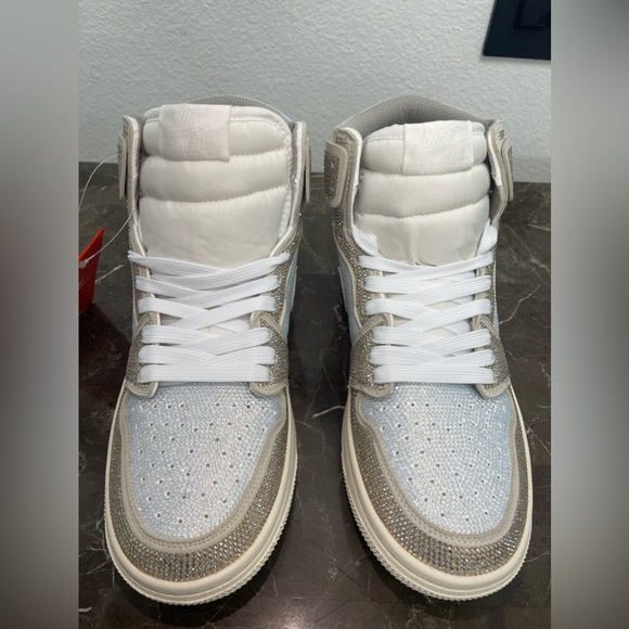 Women’s 8.5: Custom White, Tan & Gold Iced Out Blingged Nike Air - Picture 3 of 11